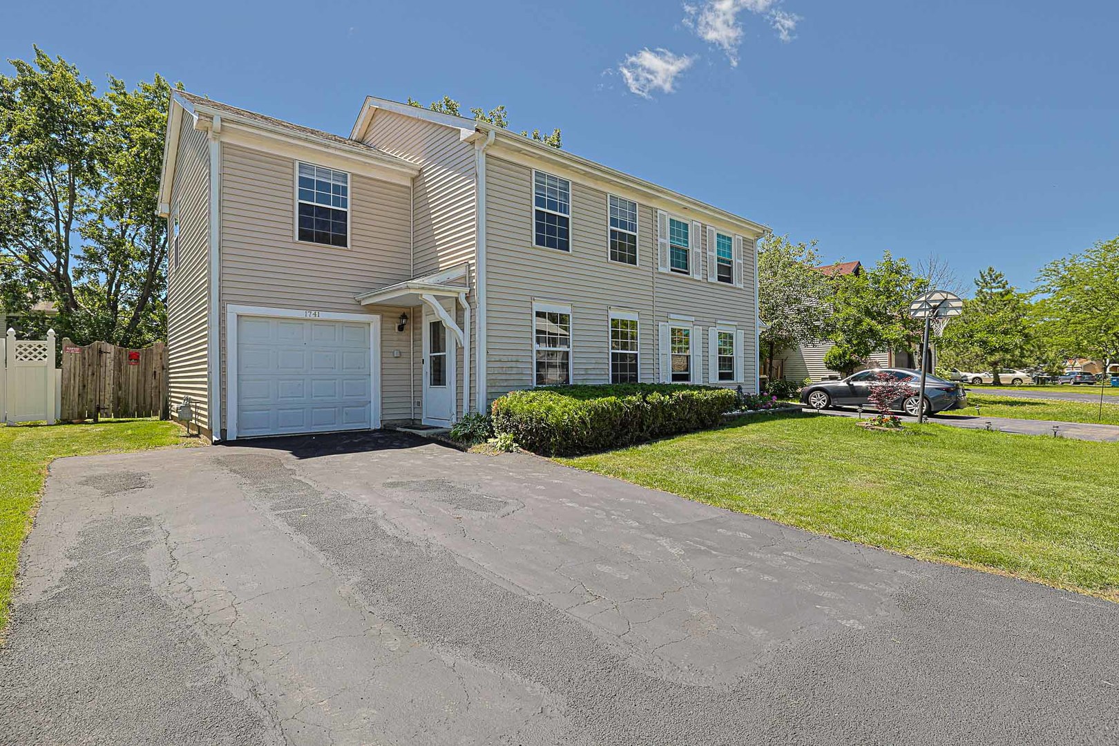 1741 Mccormick Lane