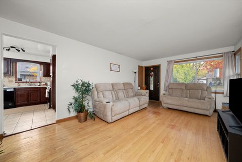 Tiny photo for 7228 S Oketo Avenue, Bridgeview, IL 60455 (MLS # 12513646)