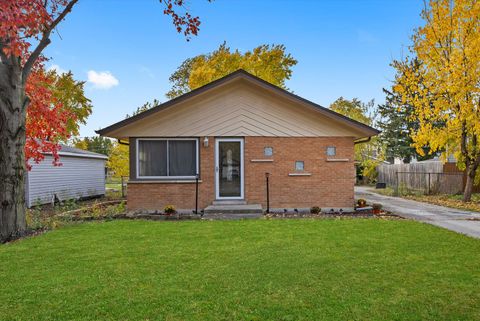 Photo of 7228 S Oketo Avenue, Bridgeview, IL 60455 (MLS # 12513646)