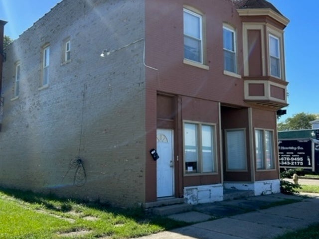 1222 Saint Charles Road