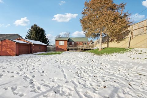 Tiny photo for 7709 E Sunset Drive, Wonder Lake, IL 60097 (MLS # 12559332)