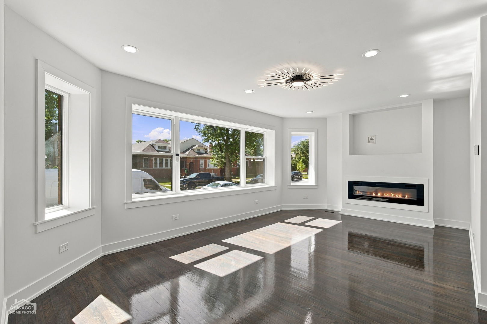 1716 E 83rd Place