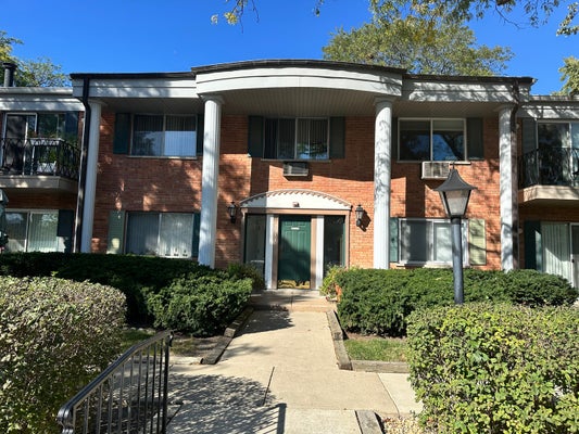 2311 S GOEBBERT RD # B102, ARLINGTON HEIGHTS, IL 60005 - Image f8ca7d8cc4f7e2e60c6f508022c02f97/2047119295