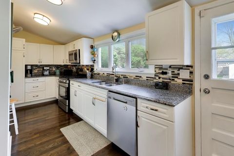 Tiny photo for 1619 Fowler Avenue, Evanston, IL 60201 (MLS # 12623552)