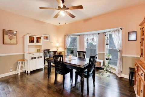 Tiny photo for 1619 Fowler Avenue, Evanston, IL 60201 (MLS # 12623552)