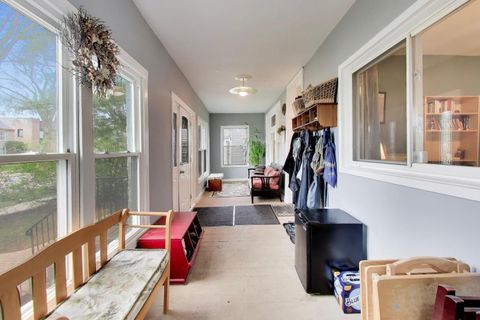 Tiny photo for 1619 Fowler Avenue, Evanston, IL 60201 (MLS # 12623552)