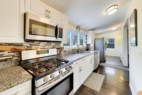 Tiny photo for 1619 Fowler Avenue, Evanston, IL 60201 (MLS # 12623552)