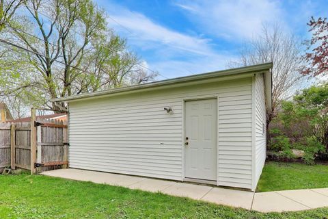 Tiny photo for 1619 Fowler Avenue, Evanston, IL 60201 (MLS # 12623552)