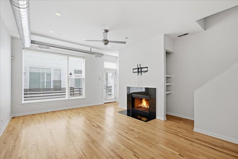 Tiny photo for 2943 N Lincoln Avenue #212, Chicago, IL 60657 (MLS # 12696616)