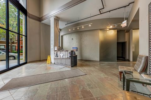 Tiny photo for 811 W 15th Place #806, Chicago, IL 60608 (MLS # 12518232)