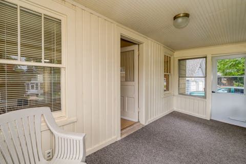 Tiny photo for 947 Mason Avenue, Aurora, IL 60506 (MLS # 12684499)