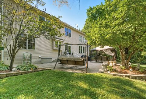 Tiny photo for 5727 Howard Avenue, La Grange Highlands, IL 60525 (MLS # 12469048)