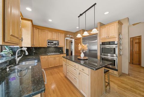 Tiny photo for 5727 Howard Avenue, La Grange Highlands, IL 60525 (MLS # 12469048)