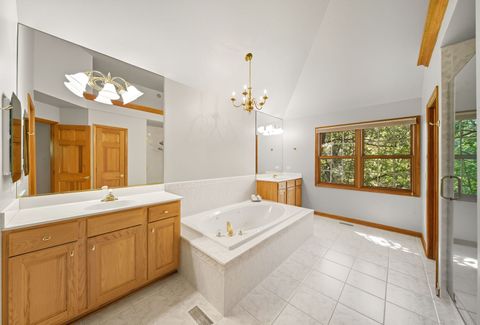 Tiny photo for 5727 Howard Avenue, La Grange Highlands, IL 60525 (MLS # 12469048)