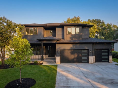 Photo of 1841 Western Avenue, Northbrook, IL 60062 (MLS # 12750483)
