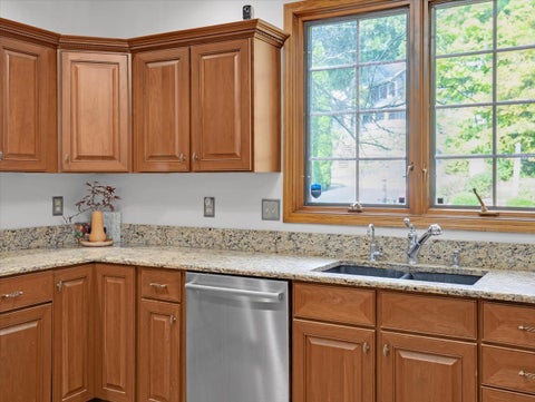 Tiny photo for 5131 Regents Park Road, Rockford, IL 61107 (MLS # 12772223)