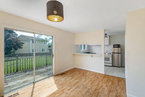 12 Scarlet Hawthorne Court 12