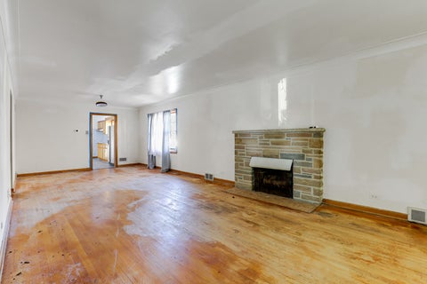 Tiny photo for 2332 Florence Street, Blue Island, IL 60406 (MLS # 12662712)