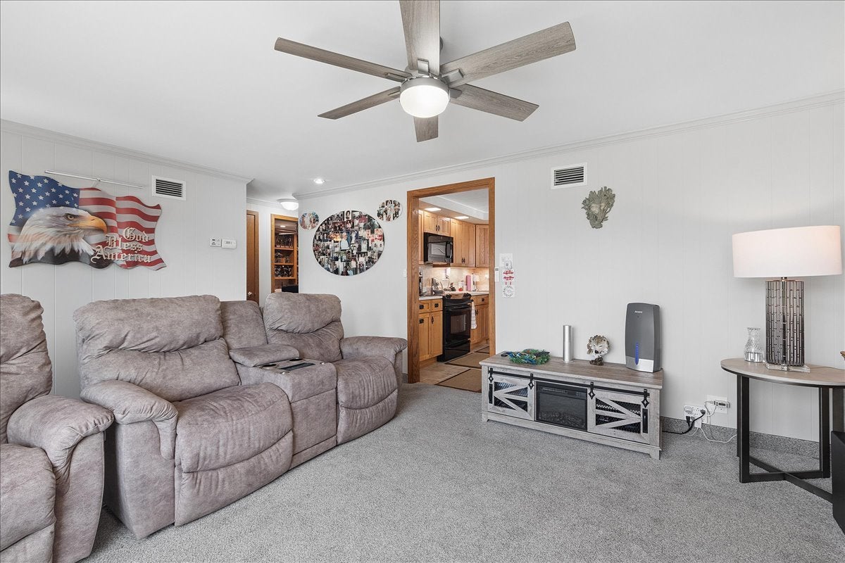 4544 W 89th Street