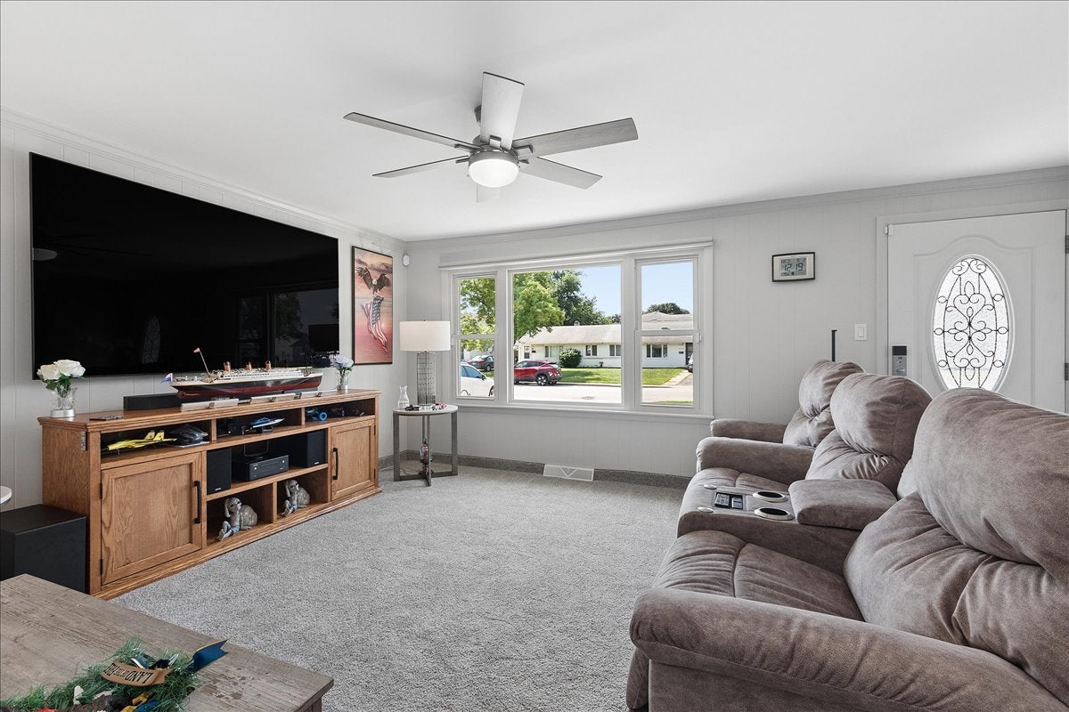 4544 W 89th Street