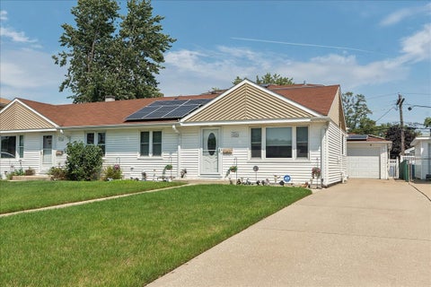 Photo of 4544 W 89th Street, Hometown, IL 60456 (MLS # 12754158)