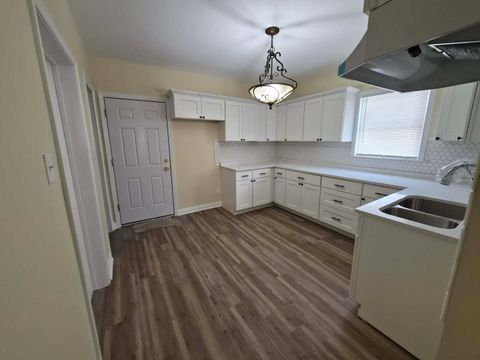 Tiny photo for 1234 W 72nd Street, Chicago, IL 60636 (MLS # 12559046)