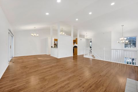 Tiny photo for 121 Commons Court, Wheeling, IL 60090 (MLS # 12476025)