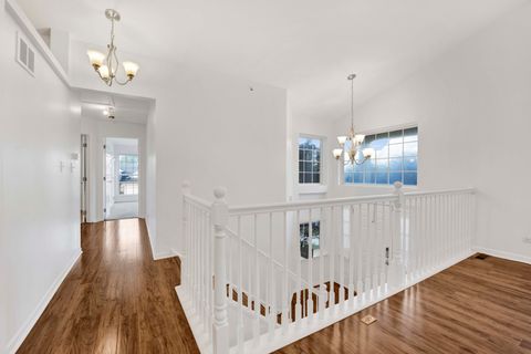 Tiny photo for 121 Commons Court, Wheeling, IL 60090 (MLS # 12476025)
