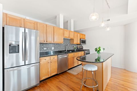 Tiny photo for 165 N Canal Street #701, Chicago, IL 60606 (MLS # 12580460)
