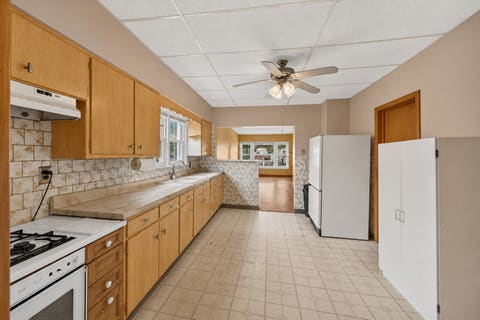 Tiny photo for 13151 S Burley Avenue, Chicago, IL 60633 (MLS # 12722180)