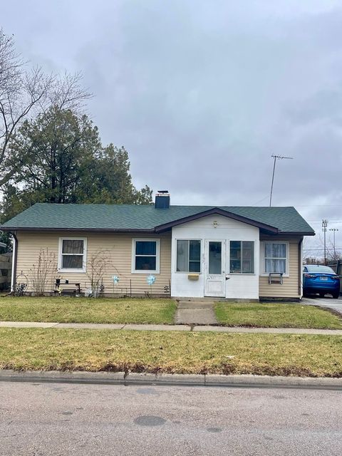 Photo of 837 Taylor Avenue, Aurora, IL 60506 (MLS # 12592262)