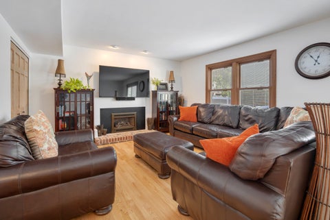 Tiny photo for 428 Franklin Lane, Elk Grove Village, IL 60007 (MLS # 12774624)