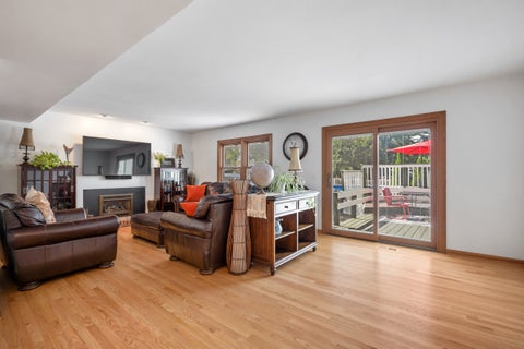 Tiny photo for 428 Franklin Lane, Elk Grove Village, IL 60007 (MLS # 12774624)
