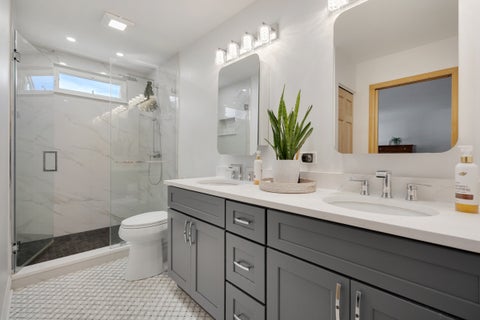 Tiny photo for 428 Franklin Lane, Elk Grove Village, IL 60007 (MLS # 12774624)