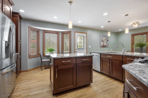 Tiny photo for 428 Franklin Lane, Elk Grove Village, IL 60007 (MLS # 12774624)