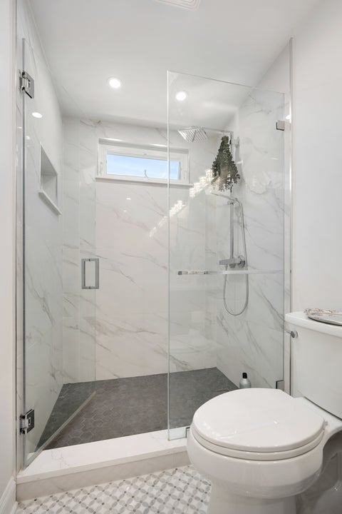 Tiny photo for 428 Franklin Lane, Elk Grove Village, IL 60007 (MLS # 12774624)