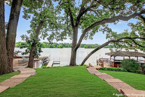 Tiny photo for 5212 W Lake Shore Drive, Wonder Lake, IL 60097 (MLS # 12488588)