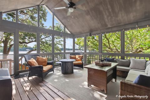 Tiny photo for 5212 W Lake Shore Drive, Wonder Lake, IL 60097 (MLS # 12488588)