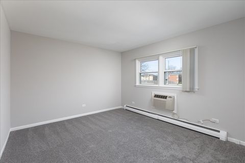 Tiny photo for 5740 East Avenue #2F, Countryside, IL 60525 (MLS # 12615850)