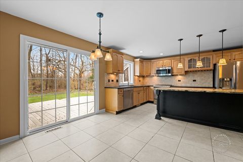 Tiny photo for 809 Heatherton Drive, Naperville, IL 60563 (MLS # 12603318)