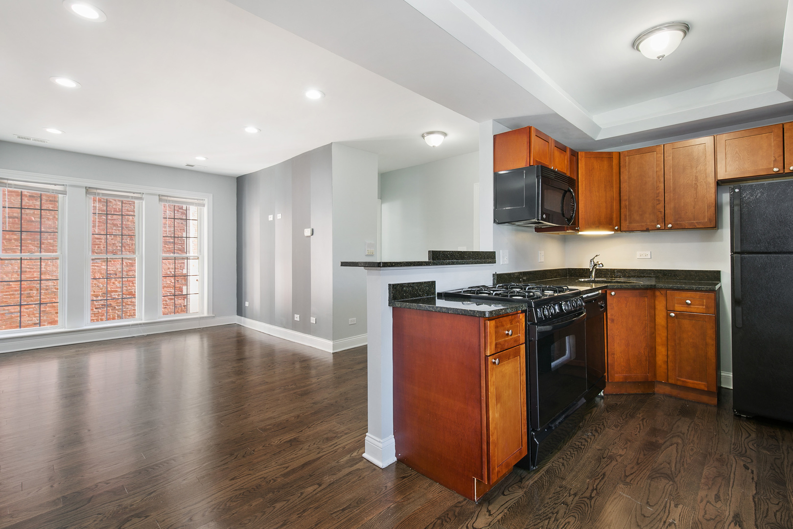 7724 N Ashland Avenue F2