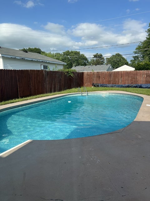 Tiny photo for 6711 Ridge Drive, Davenport, IA 52806 (MLS # 12753677)