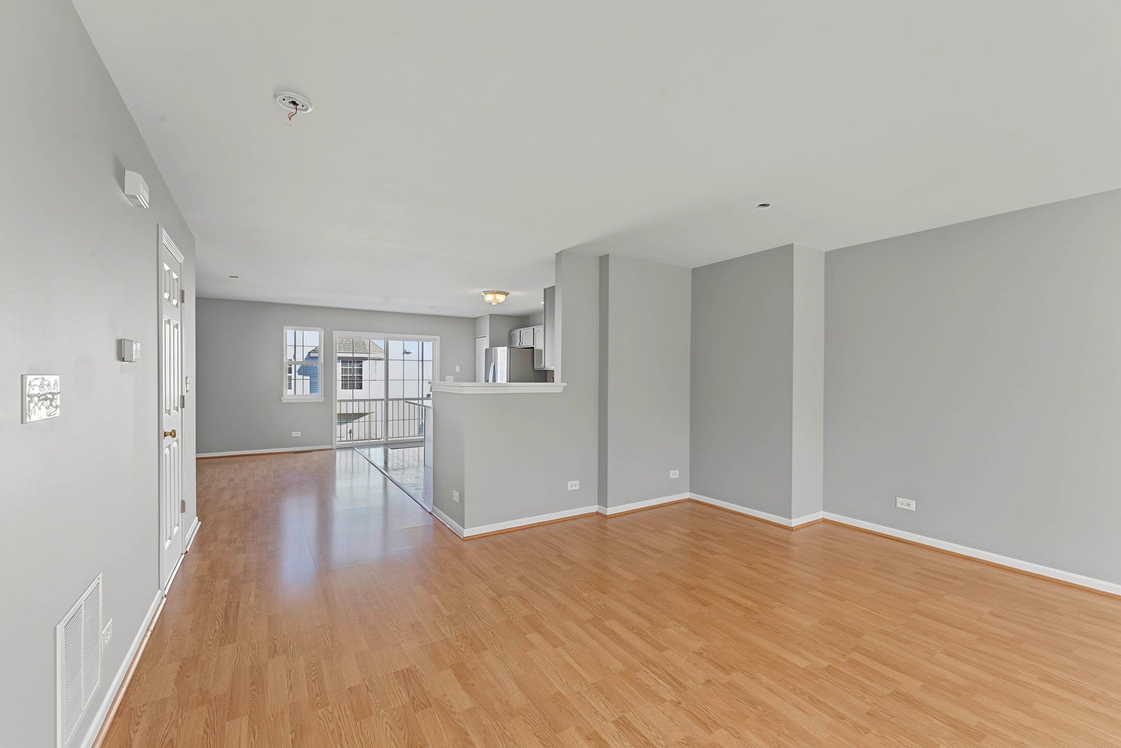 882 S Insignia Court