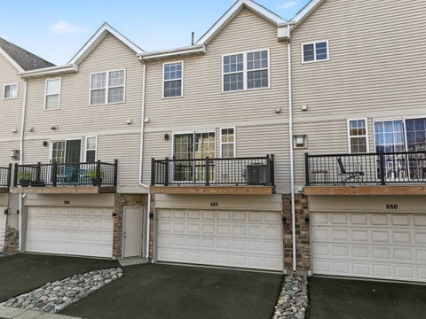 Tiny photo for 882 S Insignia Court, Palatine, IL 60067 (MLS # 12795478)