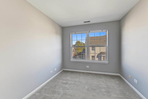 Tiny photo for 882 S Insignia Court, Palatine, IL 60067 (MLS # 12795478)