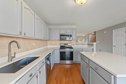 Tiny photo for 882 S Insignia Court, Palatine, IL 60067 (MLS # 12795478)