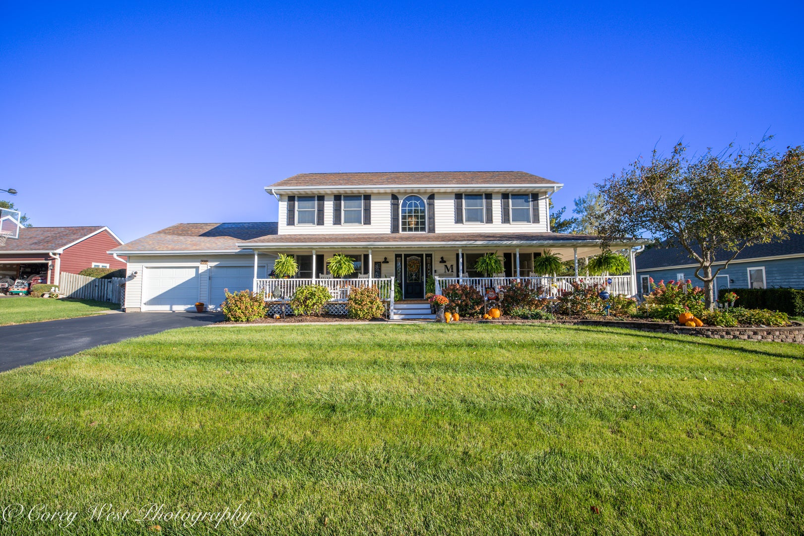 220 W Fuller Drive