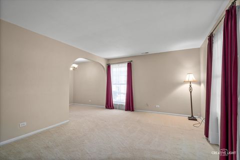 Tiny photo for 1489 Woodcutter Lane #A, Wheaton, IL 60189 (MLS # 12463022)