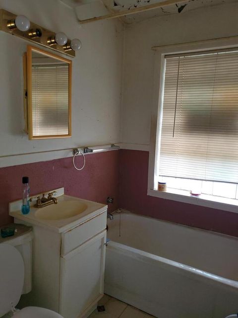 Tiny photo for 9213 S Forest Avenue, Chicago, IL 60619 (MLS # 12518639)