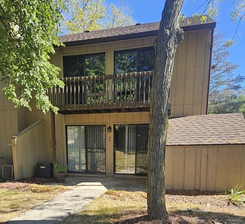 A home in Fox Lake